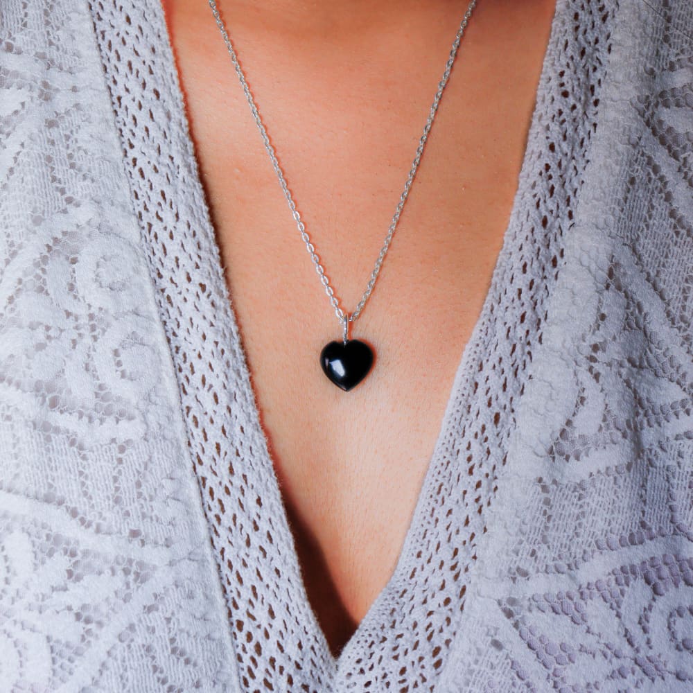 ONEarth Black Obsidia Stone Pendant with Silver Chain