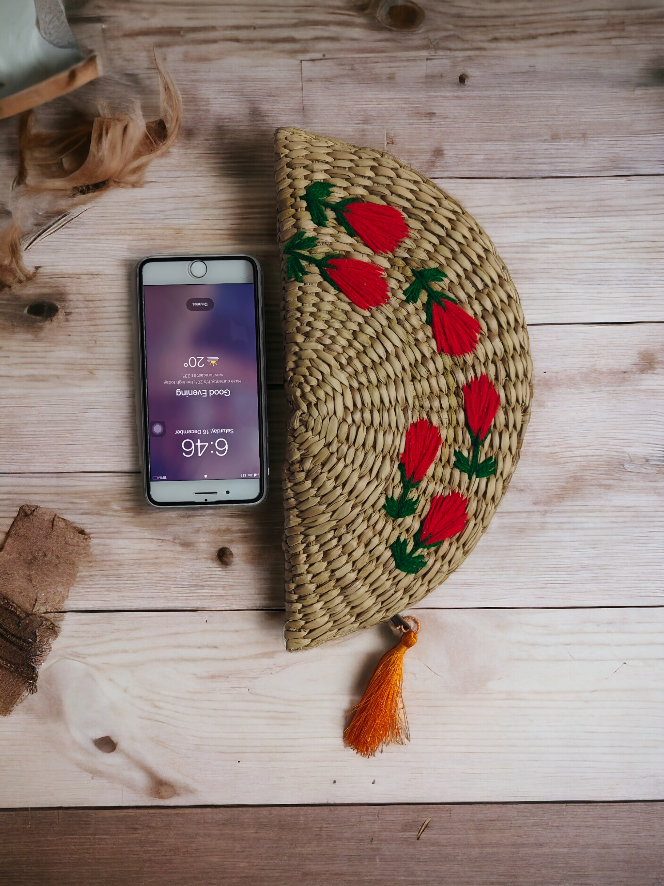 ONEarth Round sling bag