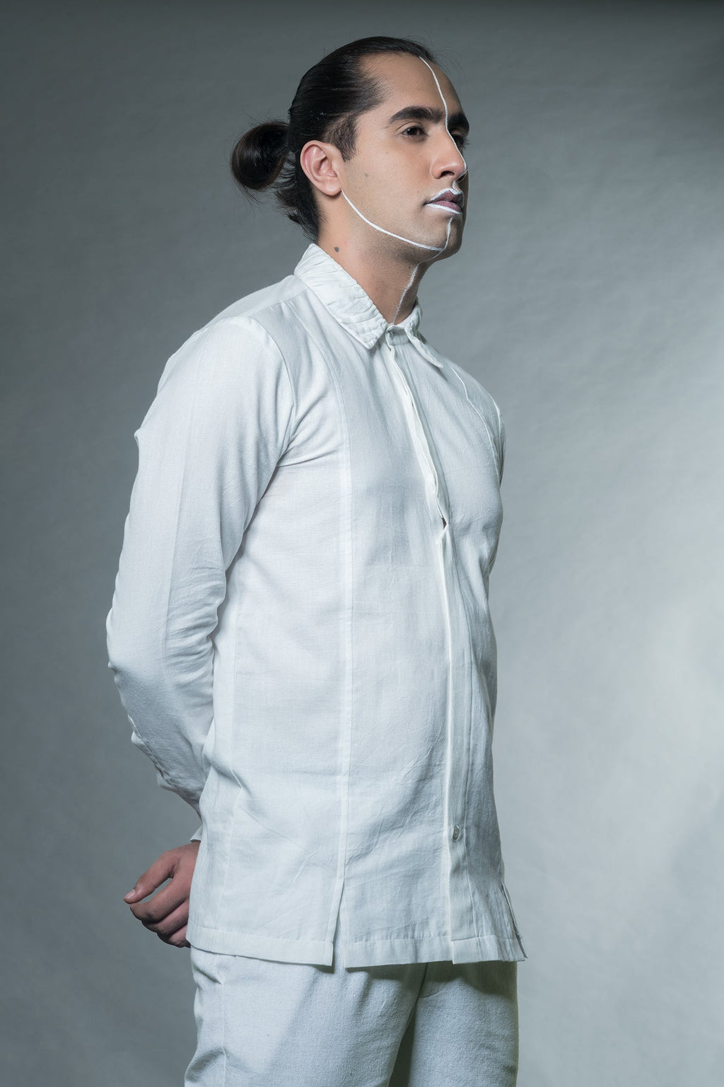 Anushe Pirani Men's Shirt With Gathers In Collar