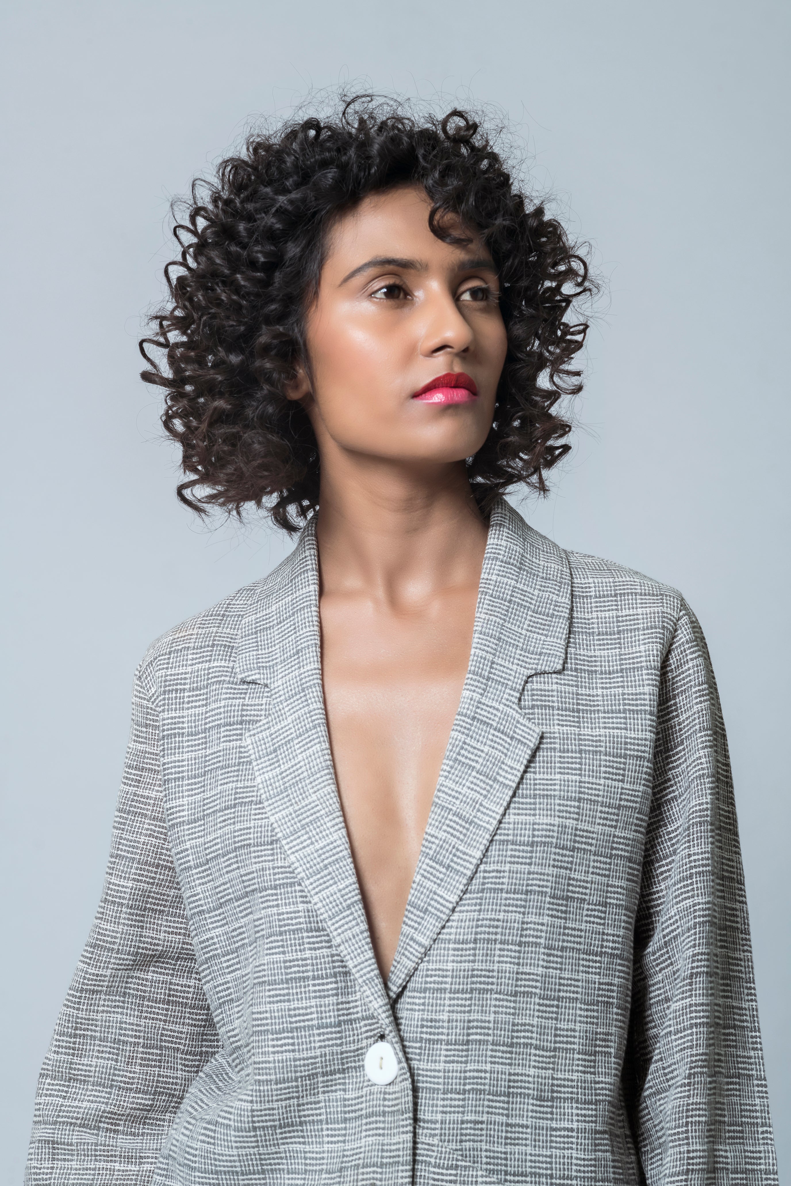 Anushe Pirani Women's Asymmetric Hem Jacket