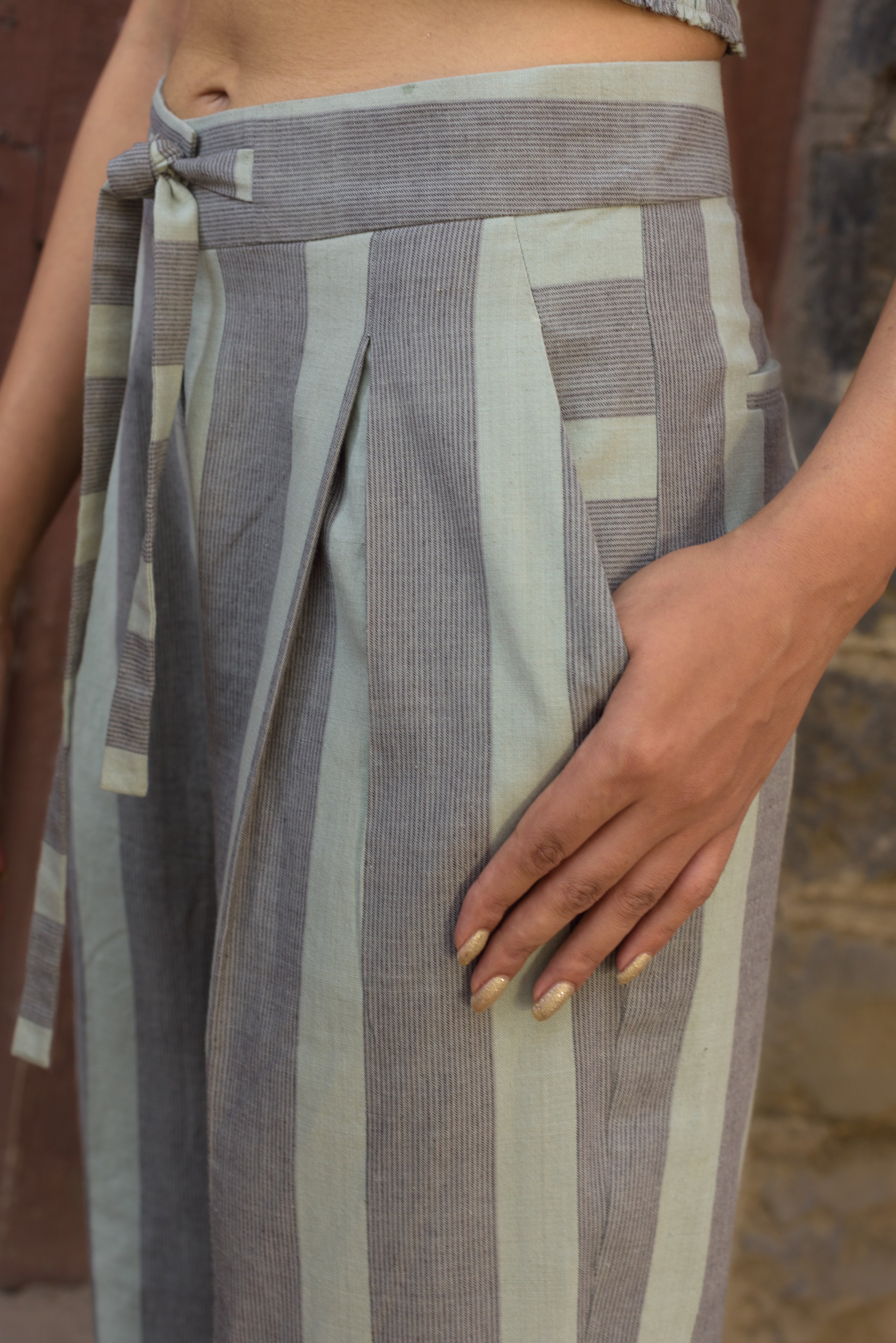 Anushe Pirani Womens Inverted Pleat Pants